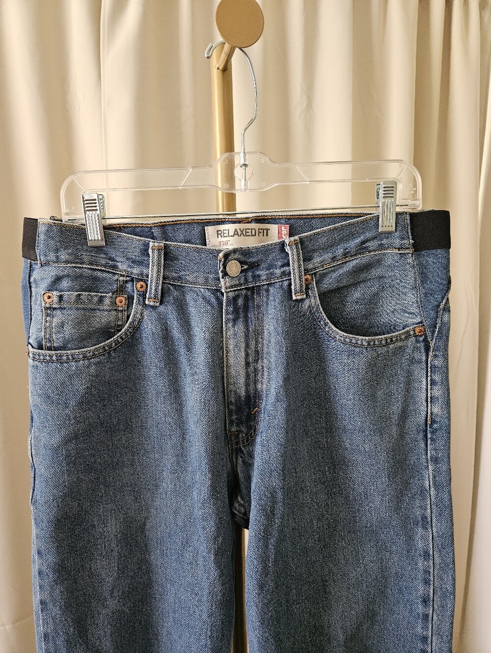 Levi's 550 Relaxed Fit Expandable Waist Jeans – 30x30 - Picture 3 of 6